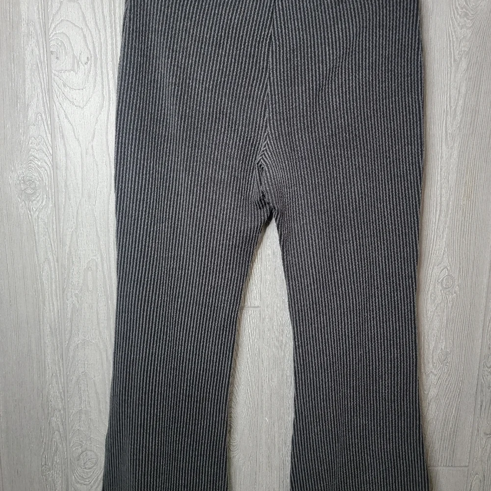 NWT Fashion Nova DarckGray Ribbed Knit Two-Piece Set - Picture 4 of 8